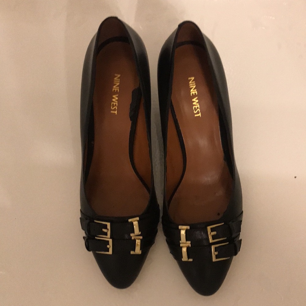 Nine West flat wedge pointed toe black shoe size 10M